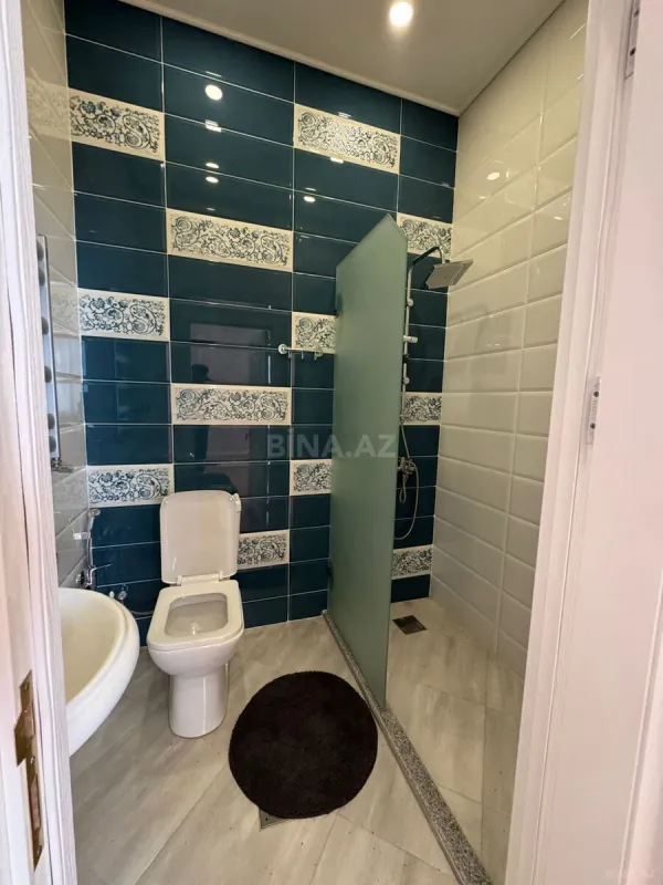 Satılır 6 otaqlı həyət evi 260 m²