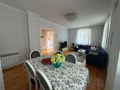 Satılır 6 otaqlı həyət evi 260 m²