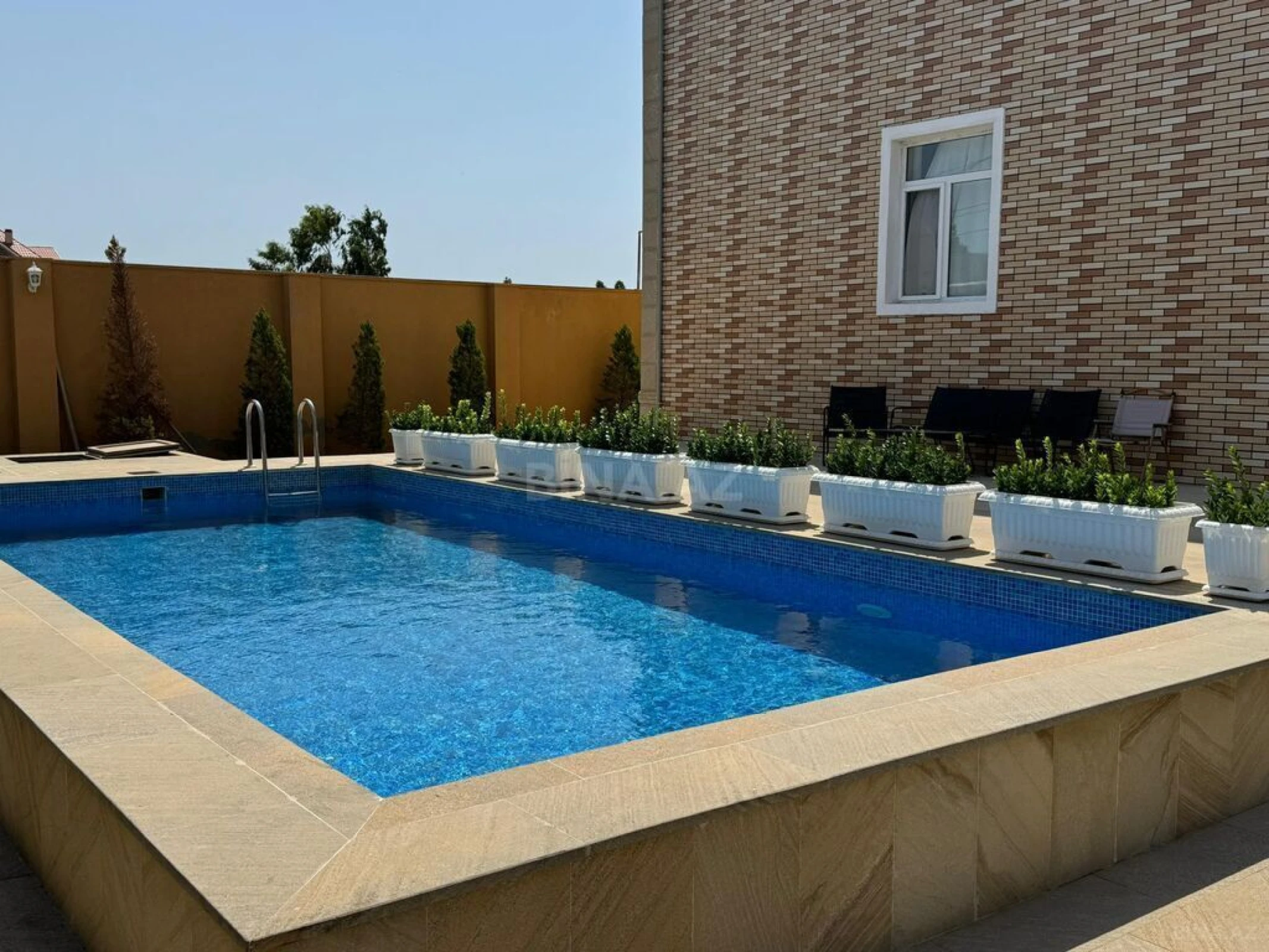 Satılır 6 otaqlı həyət evi 260 m²