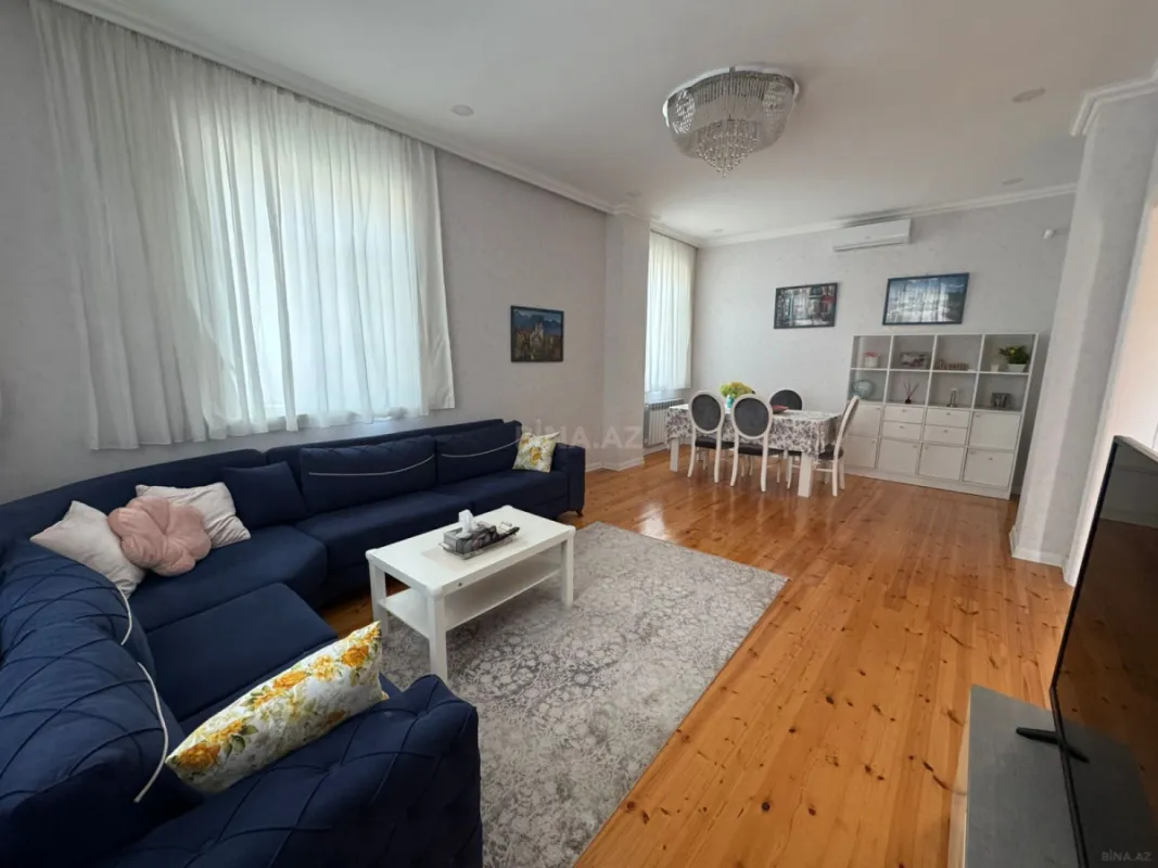 Satılır 6 otaqlı həyət evi 260 m²
