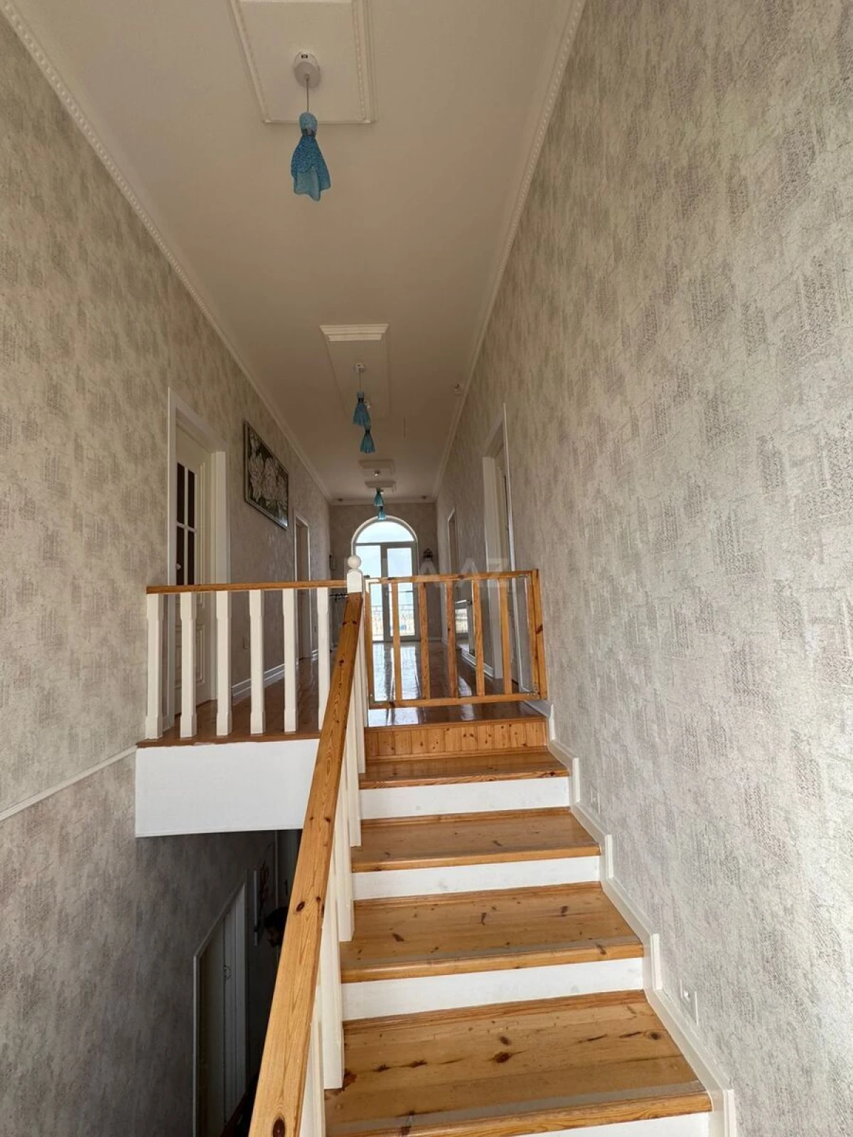 Satılır 6 otaqlı həyət evi 260 m²