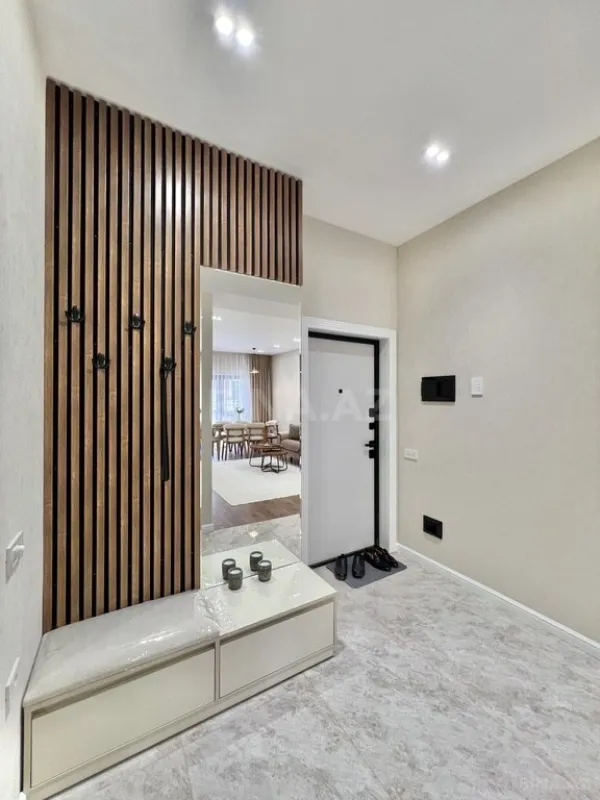 Satılır 2 otaqlı mənzil 64 m²