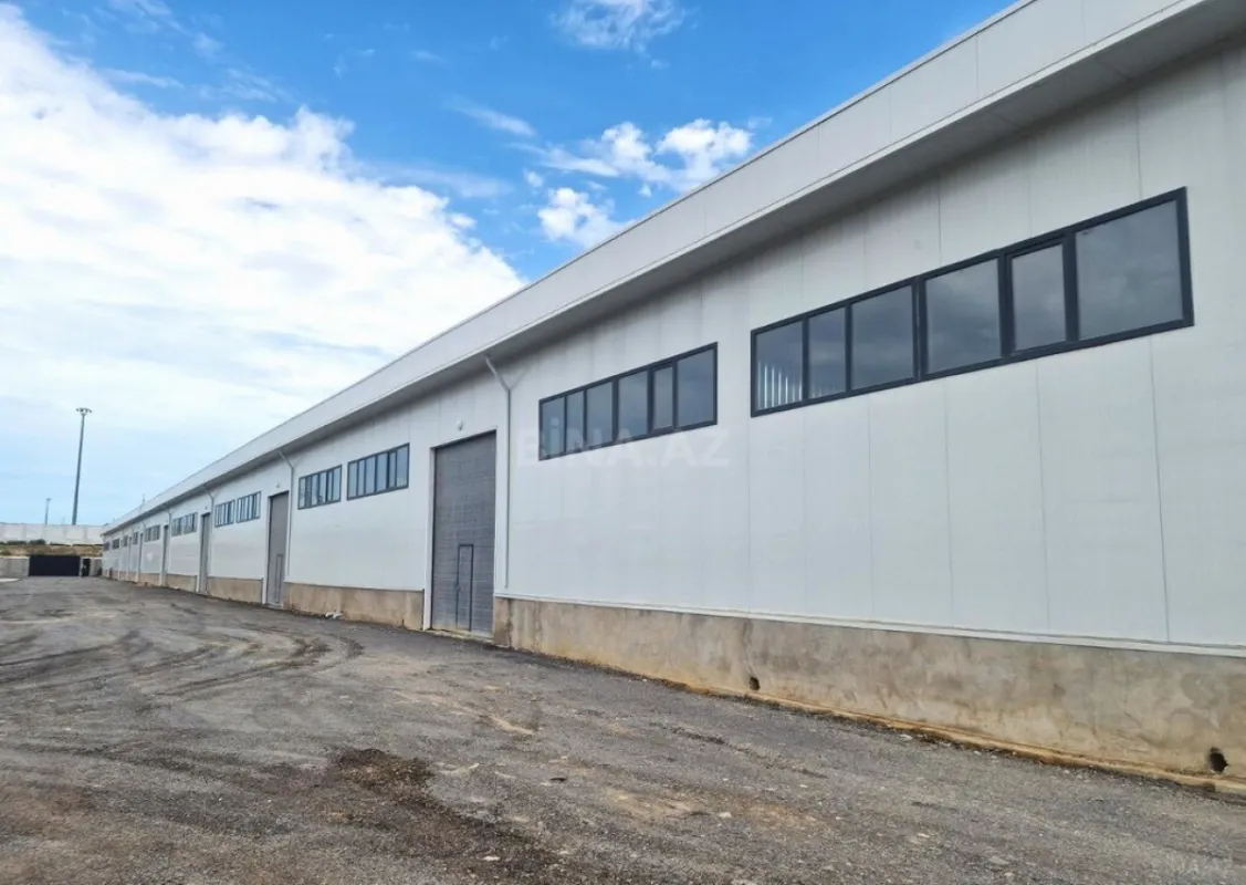 Kirayə verilir obyekt 1620 m²