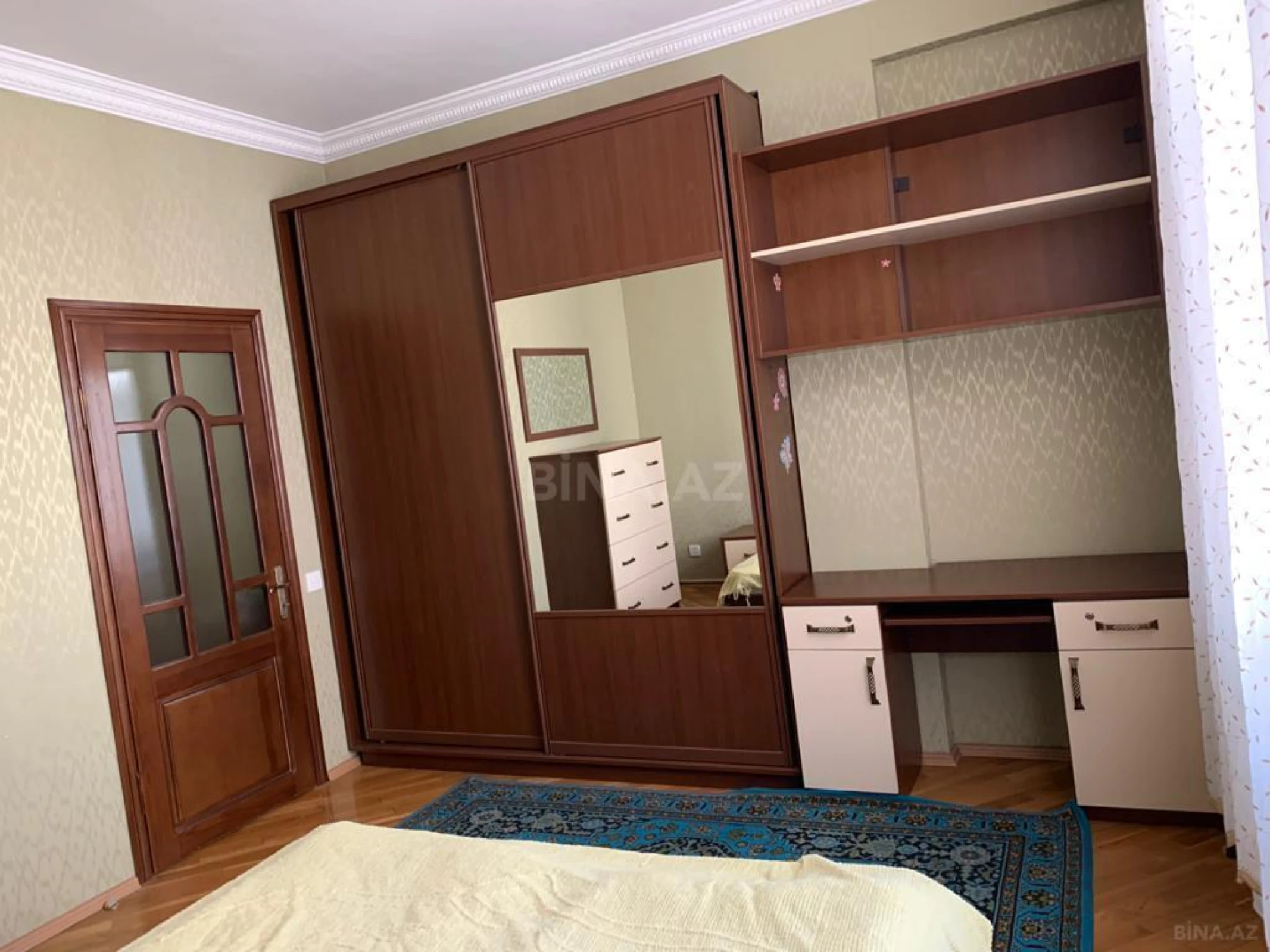 Kirayə verilir 2 otaqlı mənzil 65 m²
