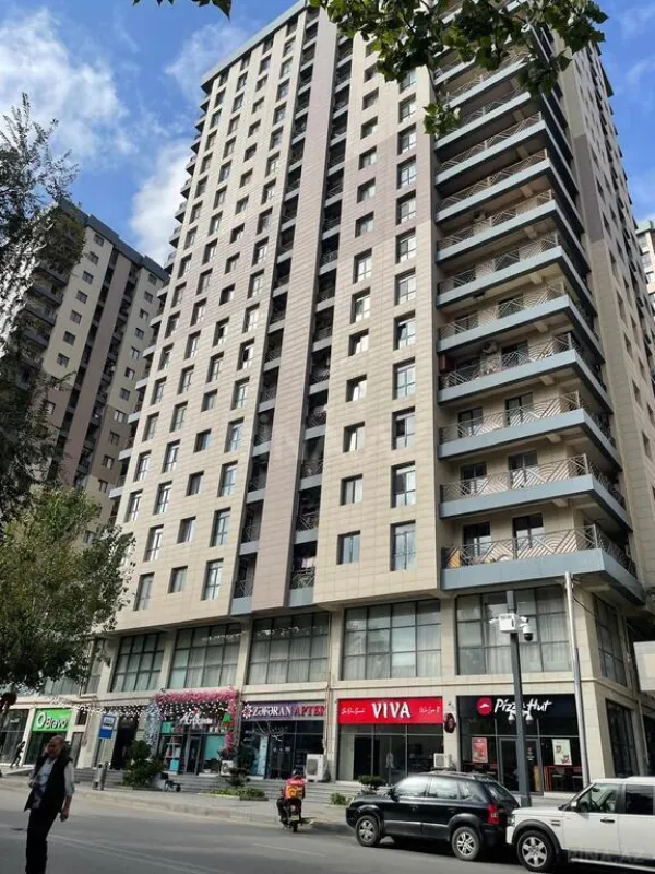 Satılır 2 otaqlı mənzil 60 m²