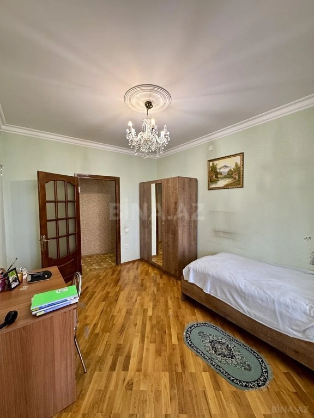 Satılır 5 otaqlı mənzil 120 m²