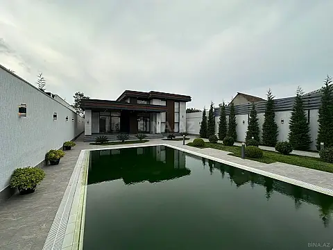 Satılır 5 otaqlı həyət evi 230 m²