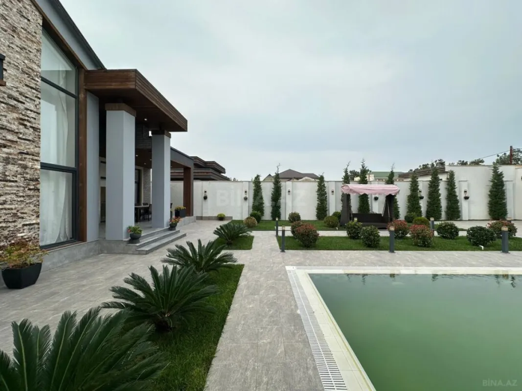 Satılır 5 otaqlı həyət evi 230 m²