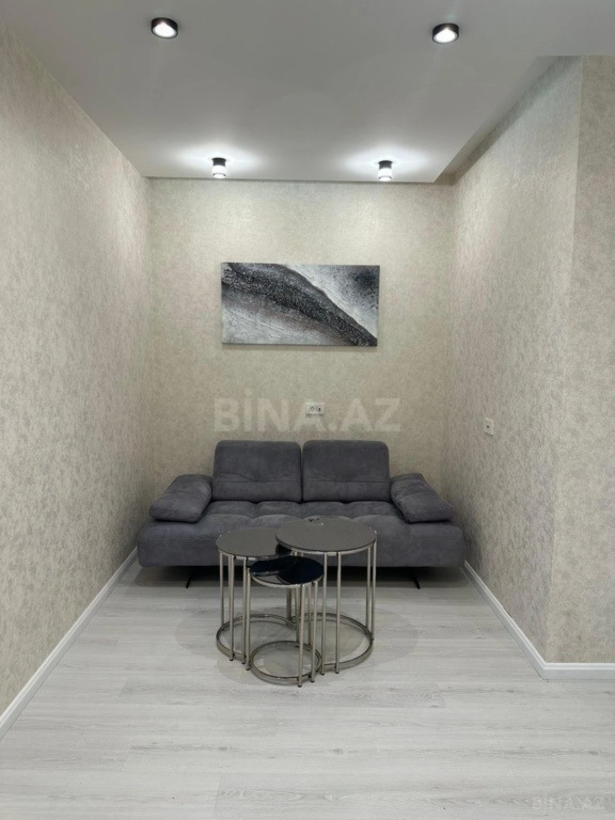 Satılır 2 otaqlı mənzil 56 m²
