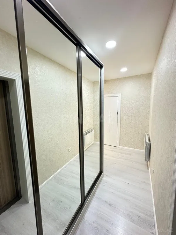 Satılır 2 otaqlı mənzil 56 m²