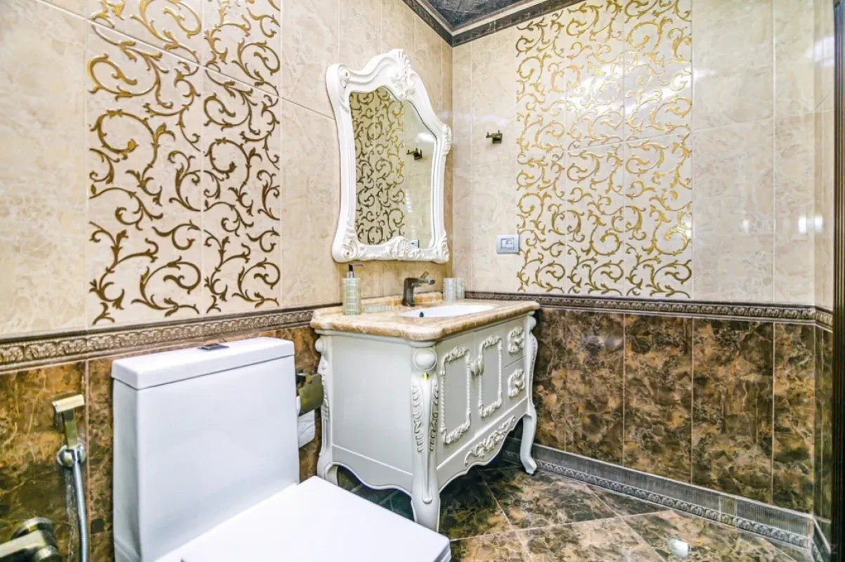 Kirayə verilir 4 otaqlı mənzil 220 m²
