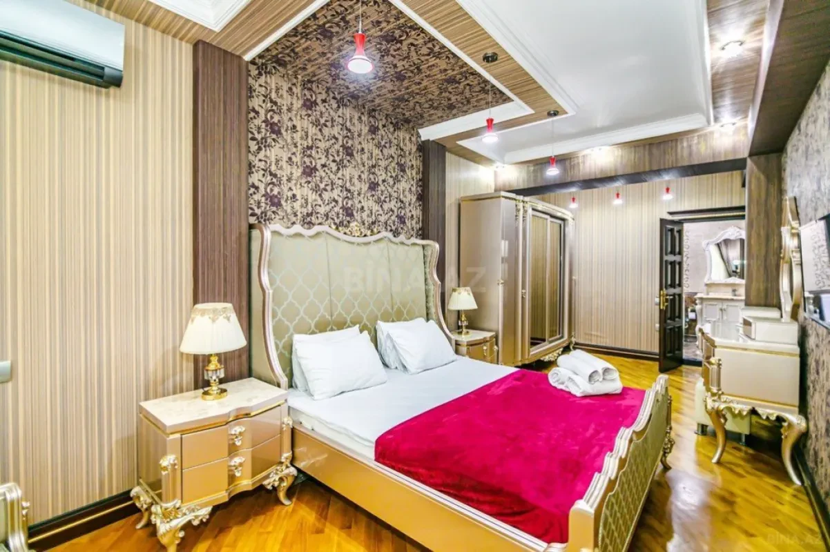 Kirayə verilir 4 otaqlı mənzil 220 m²