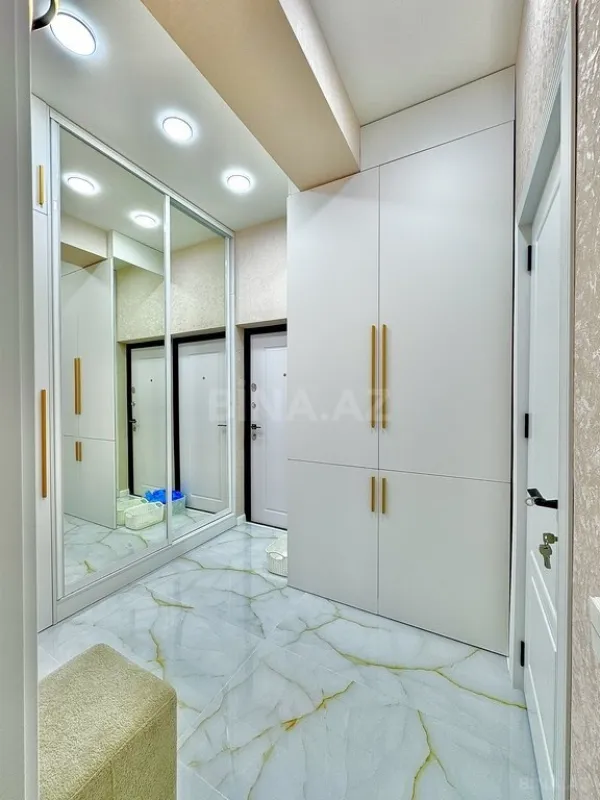 Satılır 2 otaqlı mənzil 43 m²