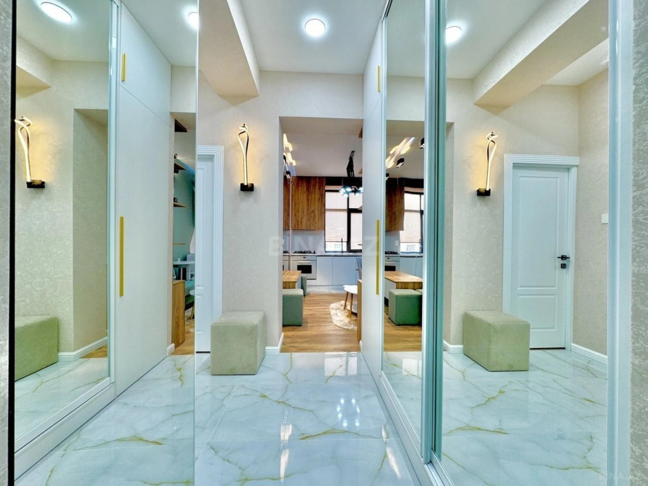 Satılır 2 otaqlı mənzil 43 m²