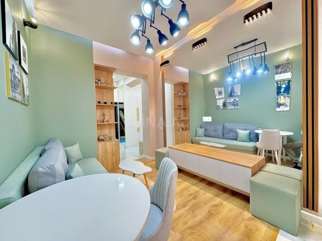 Satılır 2 otaqlı mənzil 43 m²