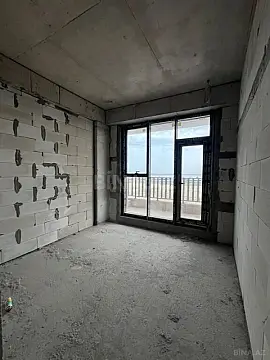 Satılır 3 otaqlı mənzil 140 m²