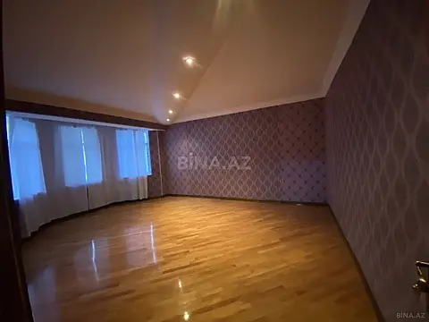 Satılır 20 otaqlı həyət evi 800 m²