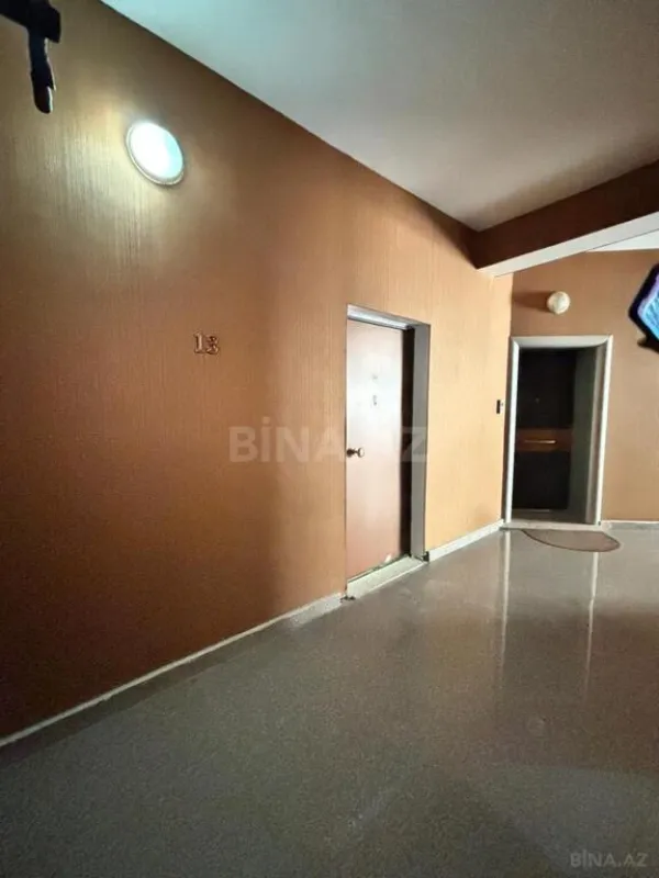 Satılır 4 otaqlı mənzil 228 m²