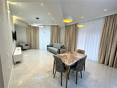 Kirayə verilir 3 otaqlı mənzil 130 m² — Bakı 3 otaq 130.00 m²