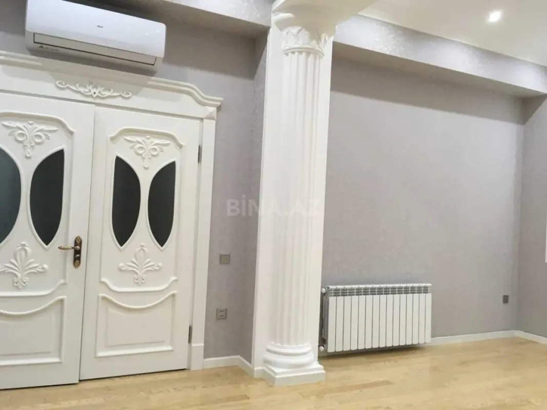 Satılır 2 otaqlı mənzil 144 m²