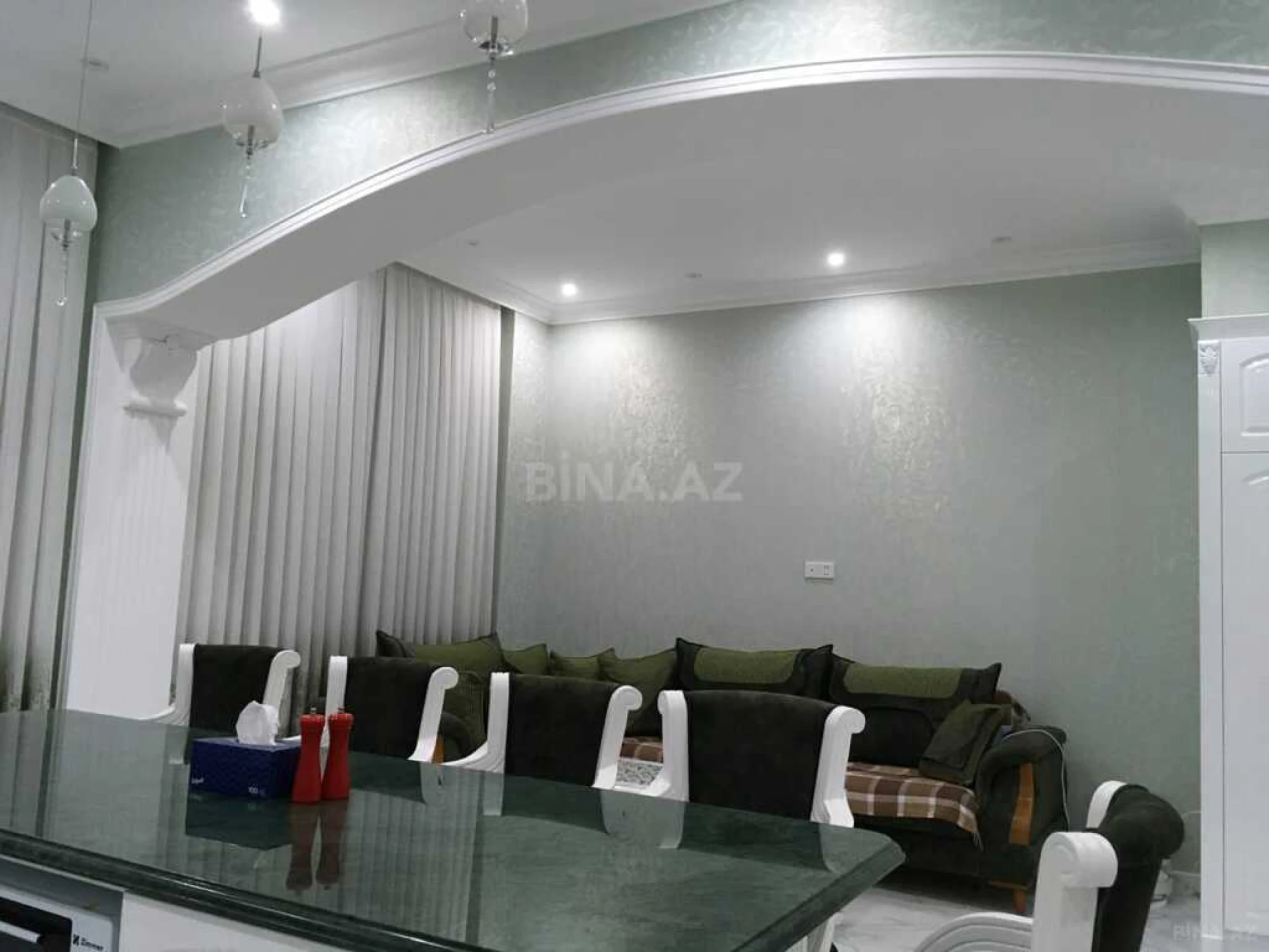 Satılır 2 otaqlı mənzil 144 m²