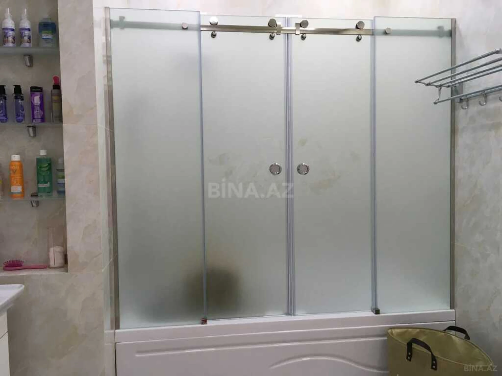 Satılır 2 otaqlı mənzil 144 m²