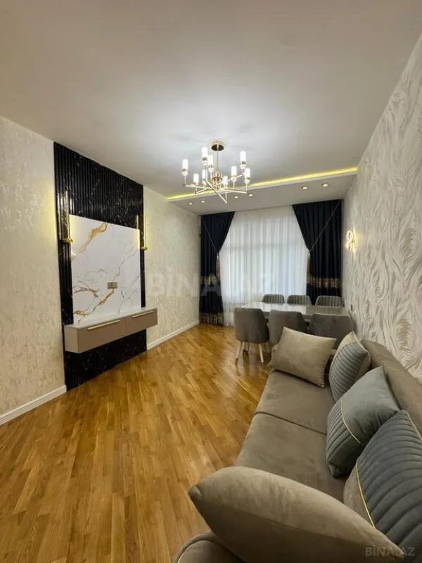 Satılır 2 otaqlı mənzil 88 m²
