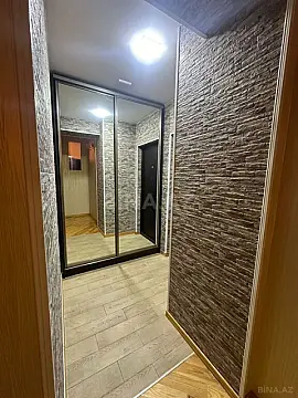 Satılır 4 otaqlı mənzil 150 m²