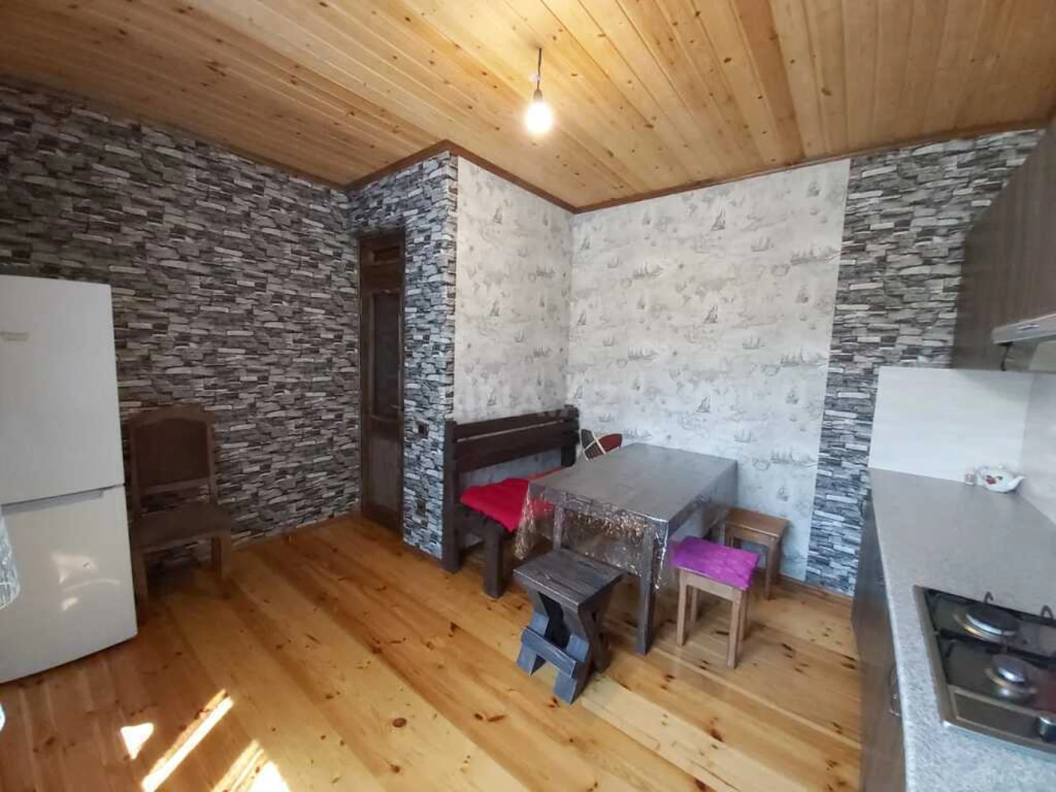Satılır 5 otaqlı həyət evi 150 m²
