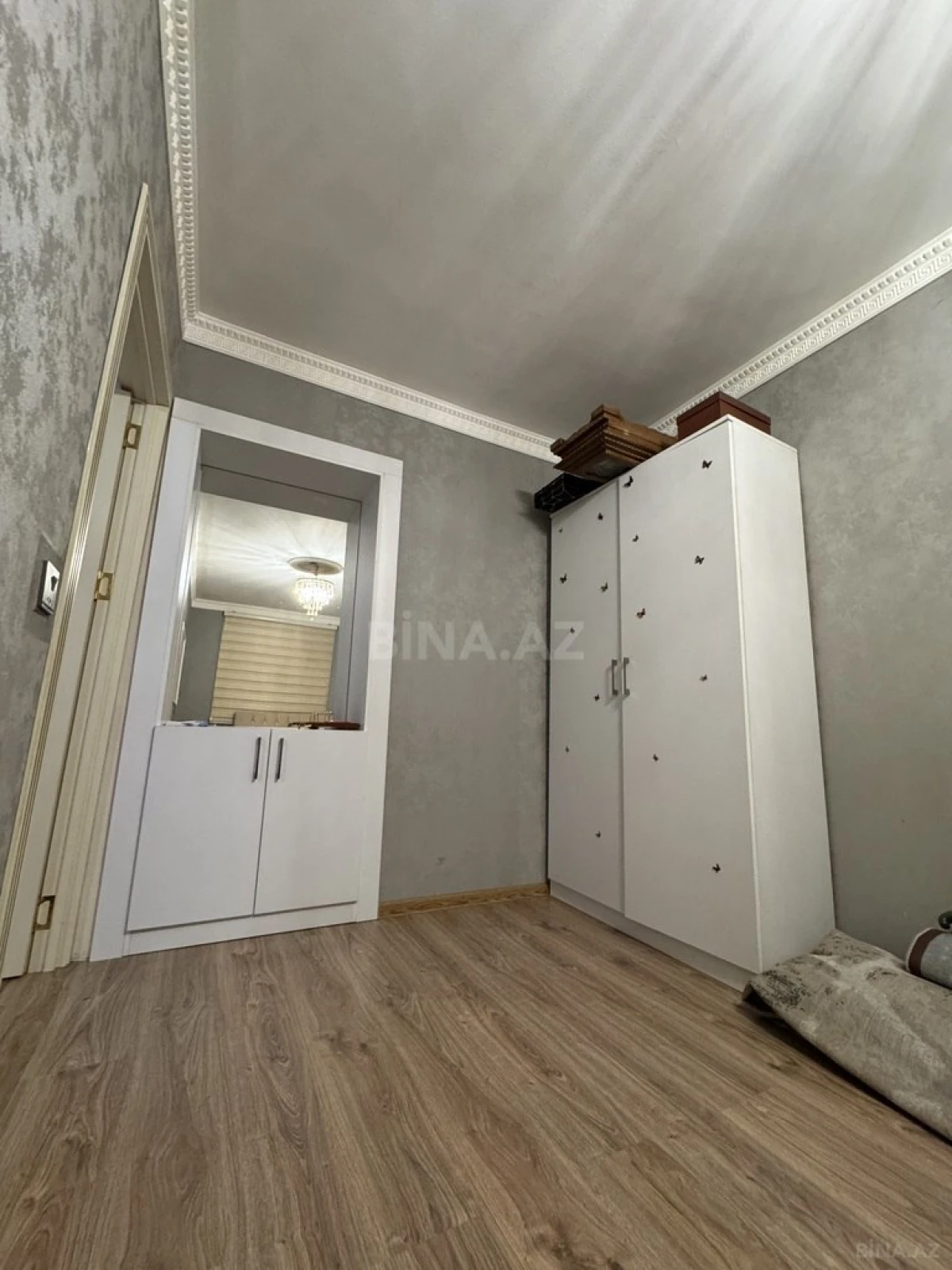 Satılır obyekt 100 m²