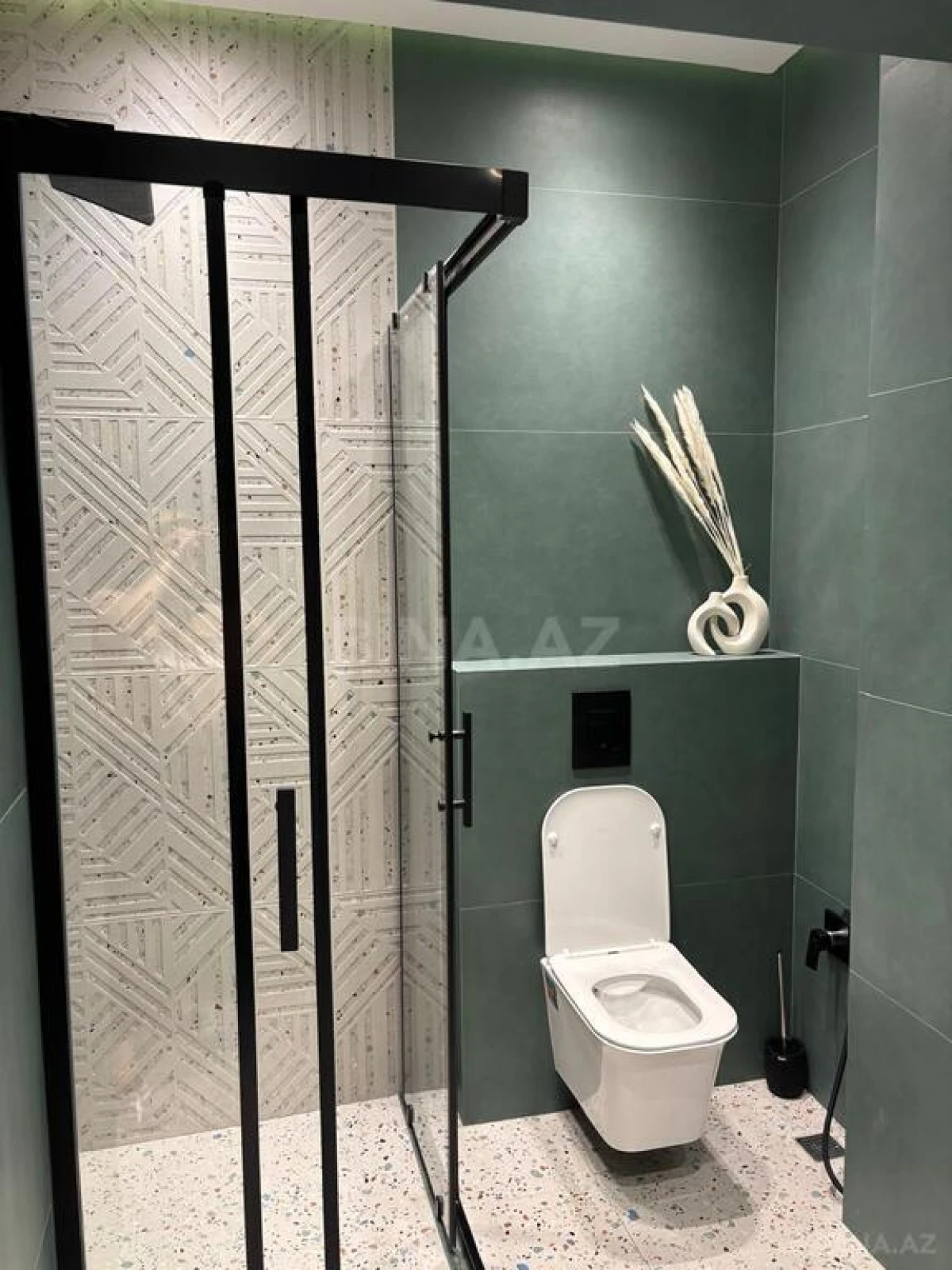 Kirayə verilir 2 otaqlı mənzil 75 m²