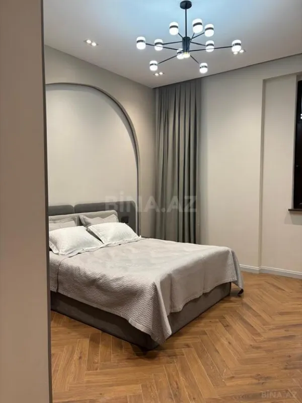 Kirayə verilir 2 otaqlı mənzil 75 m²