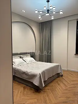 Kirayə verilir 2 otaqlı mənzil 75 m²