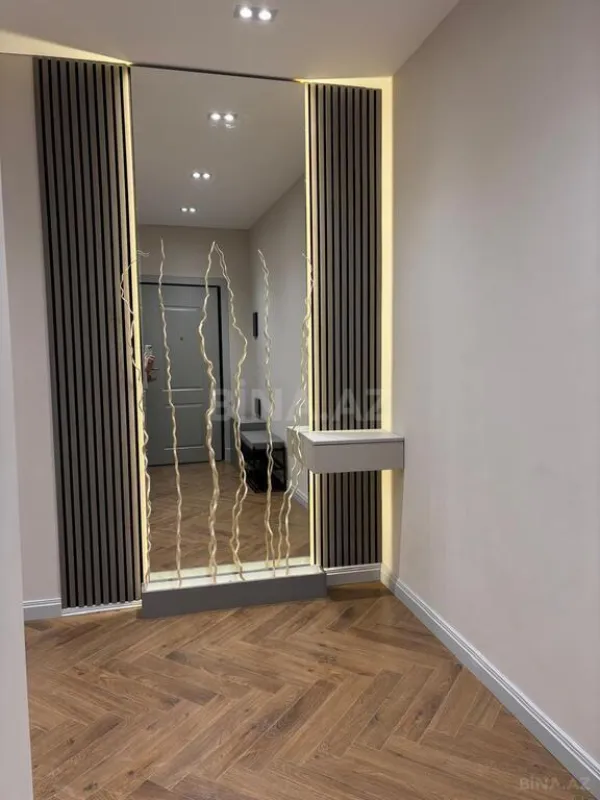 Kirayə verilir 2 otaqlı mənzil 75 m²