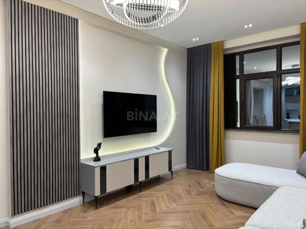 Kirayə verilir 2 otaqlı mənzil 75 m²