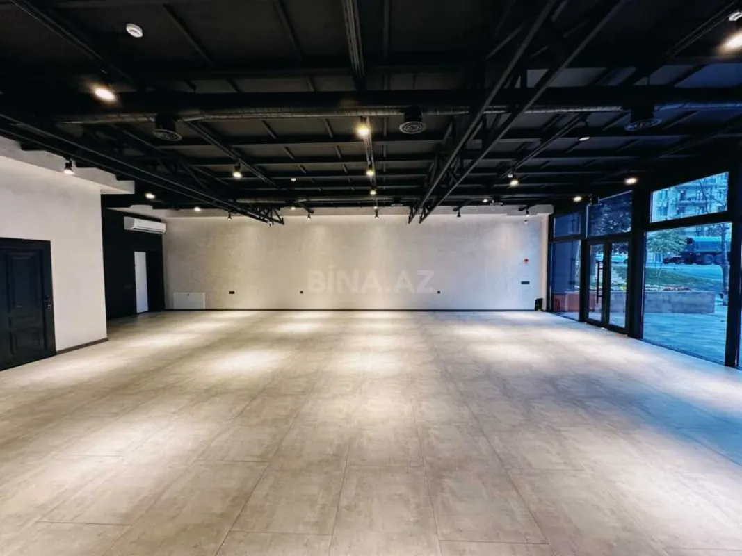 Kirayə verilir 20 otaqlı ofis 1000 m²