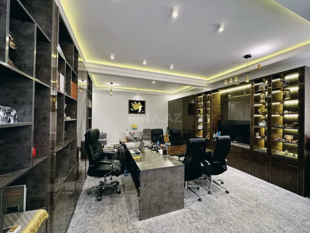 Kirayə verilir 20 otaqlı ofis 1000 m²