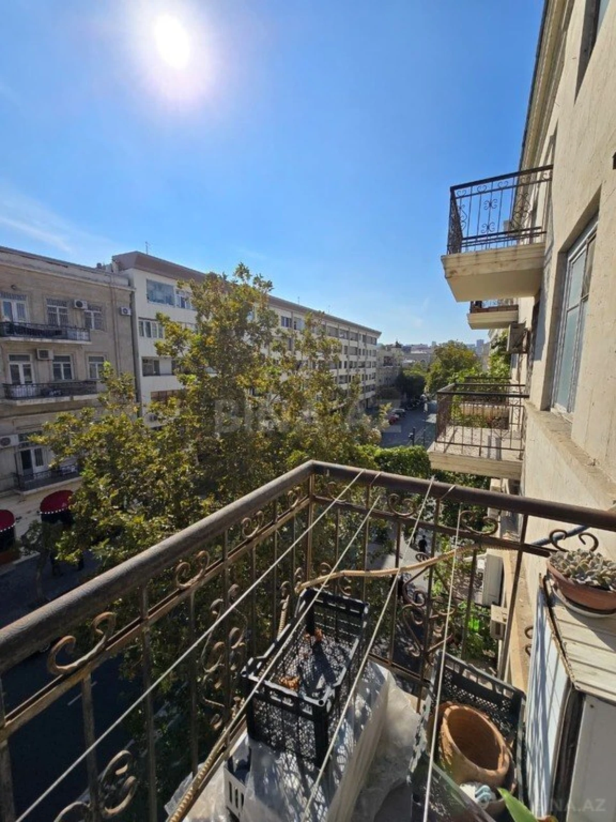 Satılır 2 otaqlı mənzil 60 m²