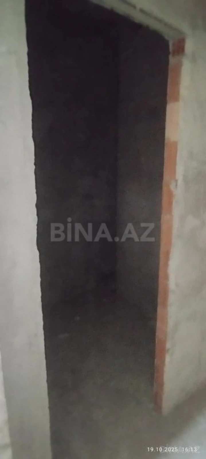 Satılır 3 otaqlı mənzil 157 m²