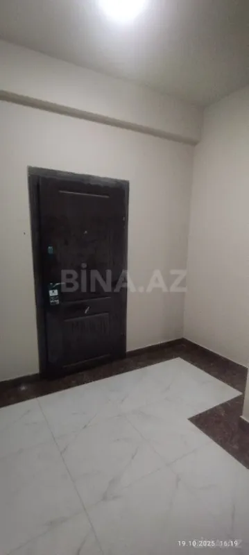 Satılır 3 otaqlı mənzil 157 m²