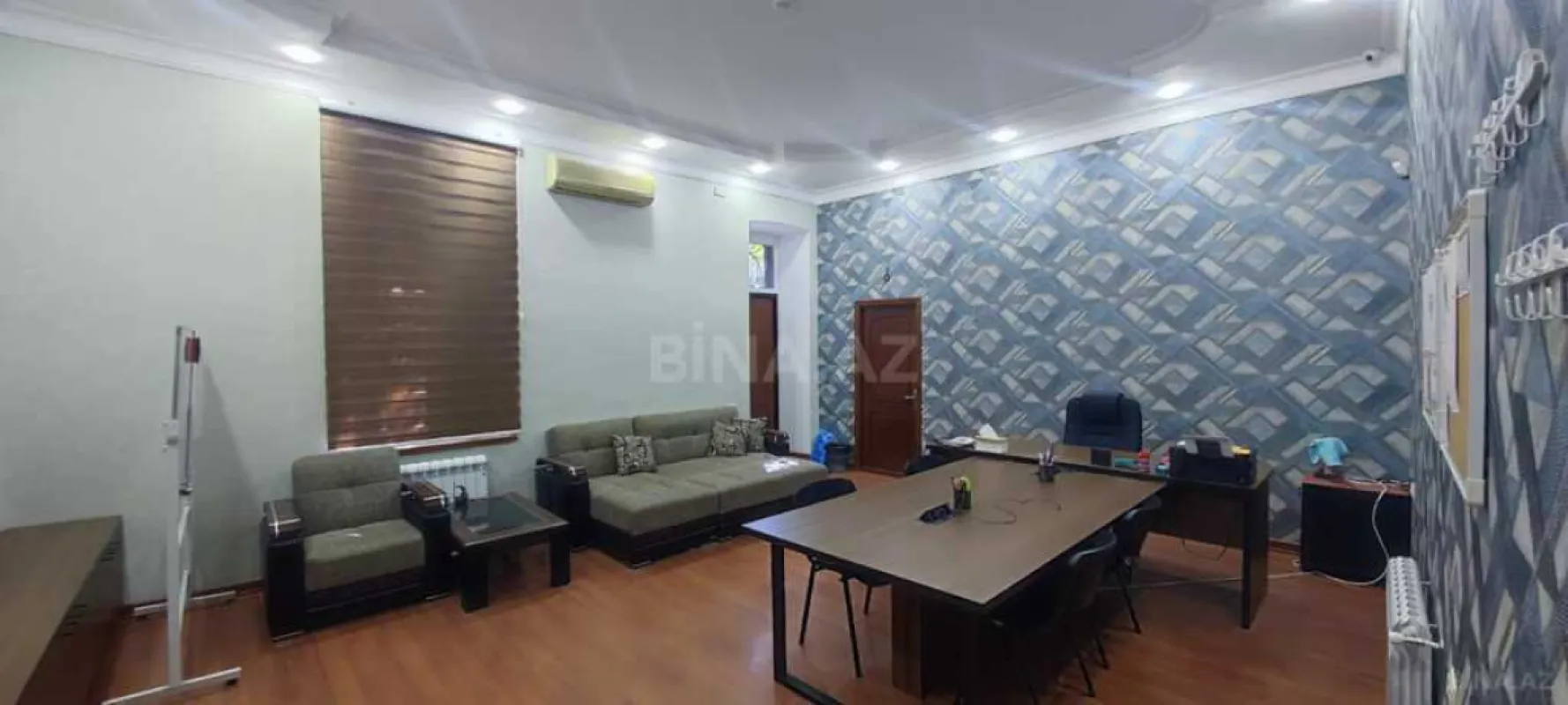 Satılır 2 otaqlı ofis 60 m²