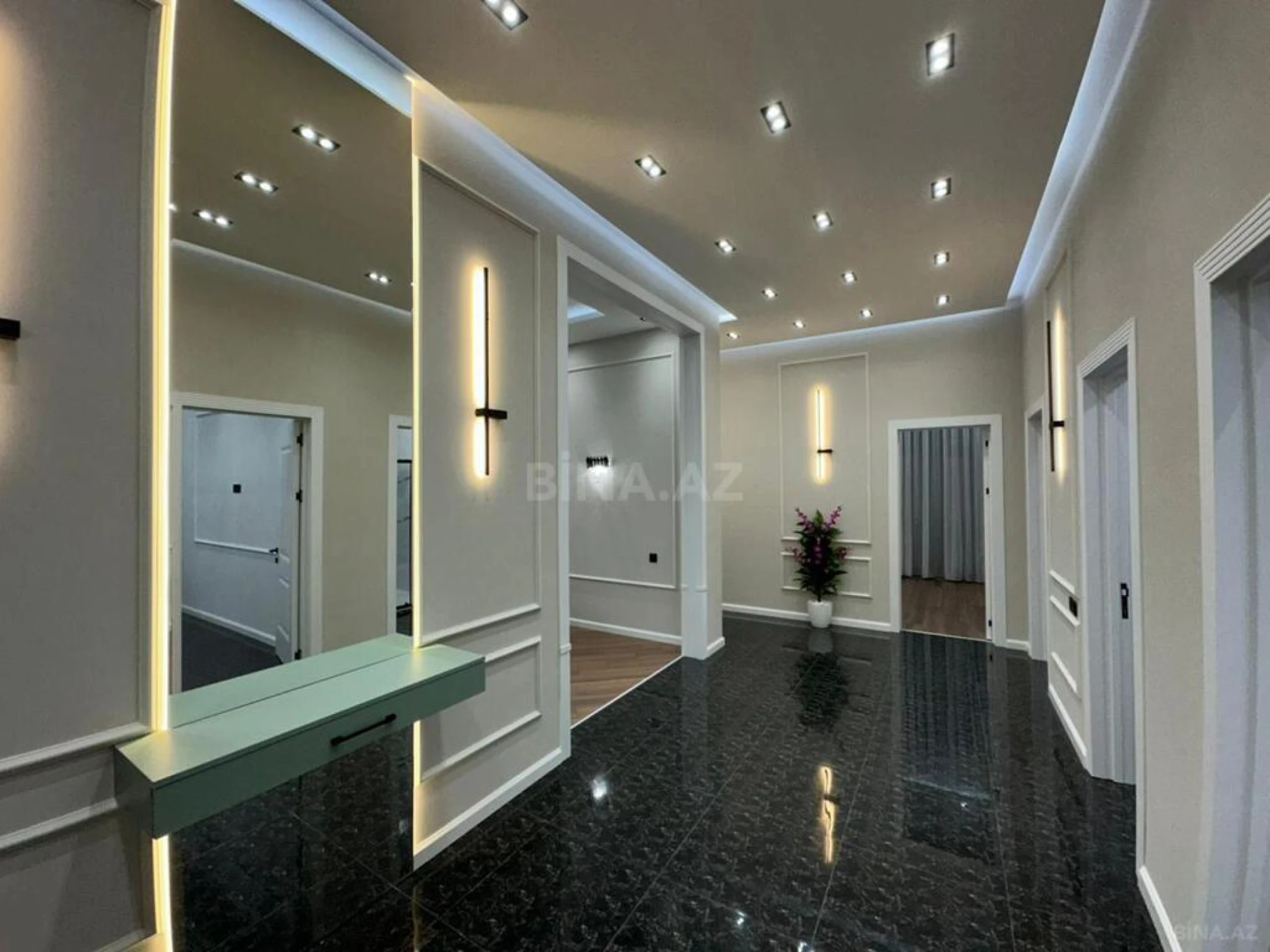 Satılır 4 otaqlı həyət evi 190 m²