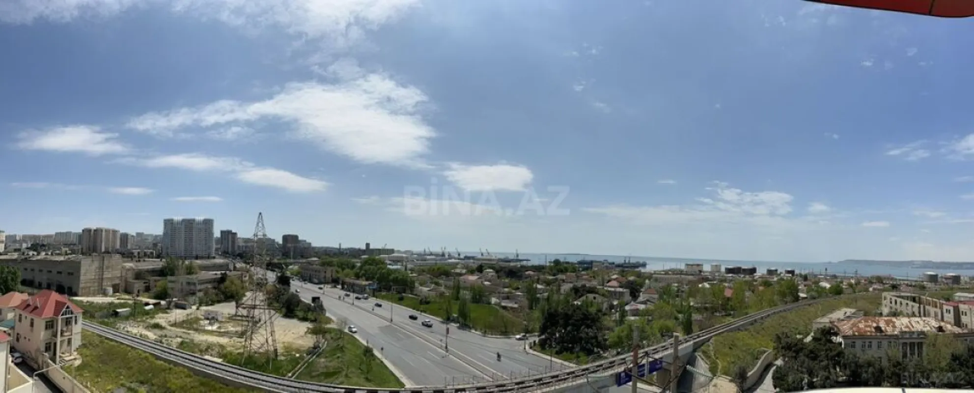 Satılır 4 otaqlı mənzil 169 m²