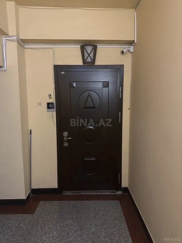 Satılır 3 otaqlı mənzil 152 m²