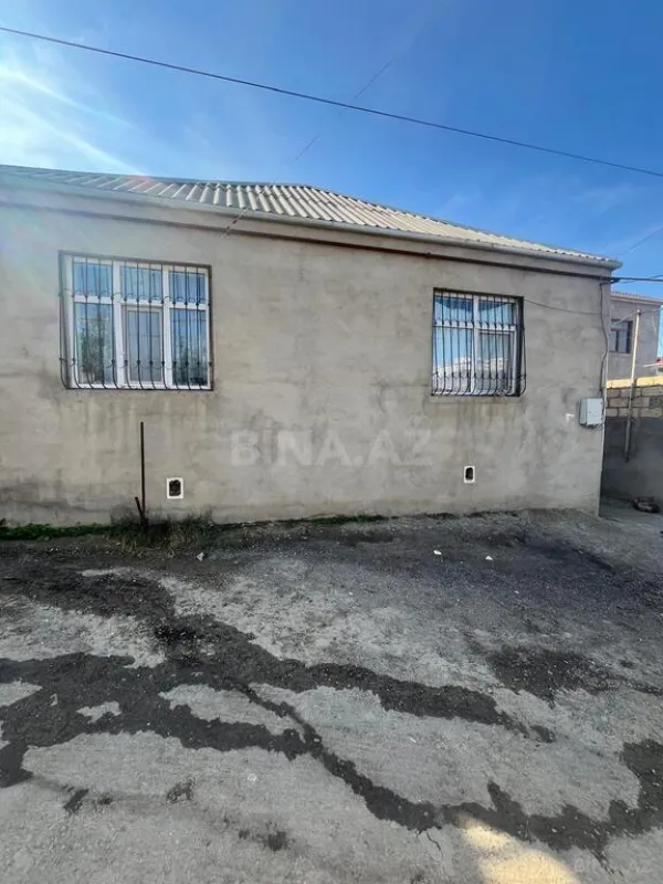 Satılır 2 otaqlı həyət evi 40 m²
