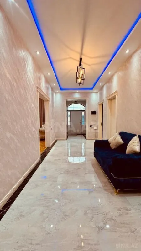 Satılır 5 otaqlı həyət evi 185 m²