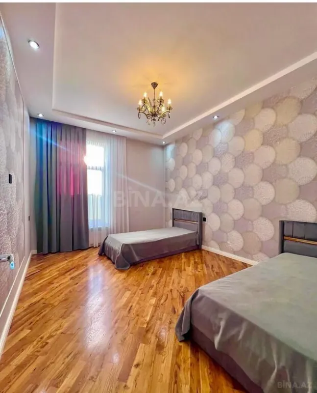 Satılır 5 otaqlı həyət evi 185 m²