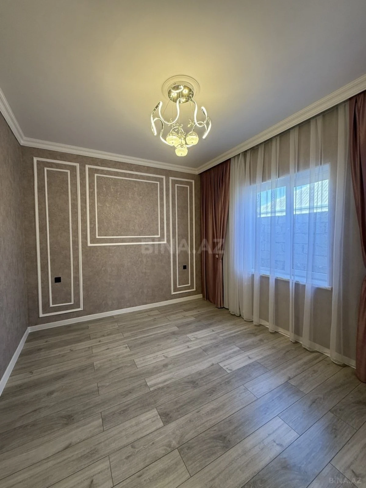 Satılır 4 otaqlı həyət evi 130 m²
