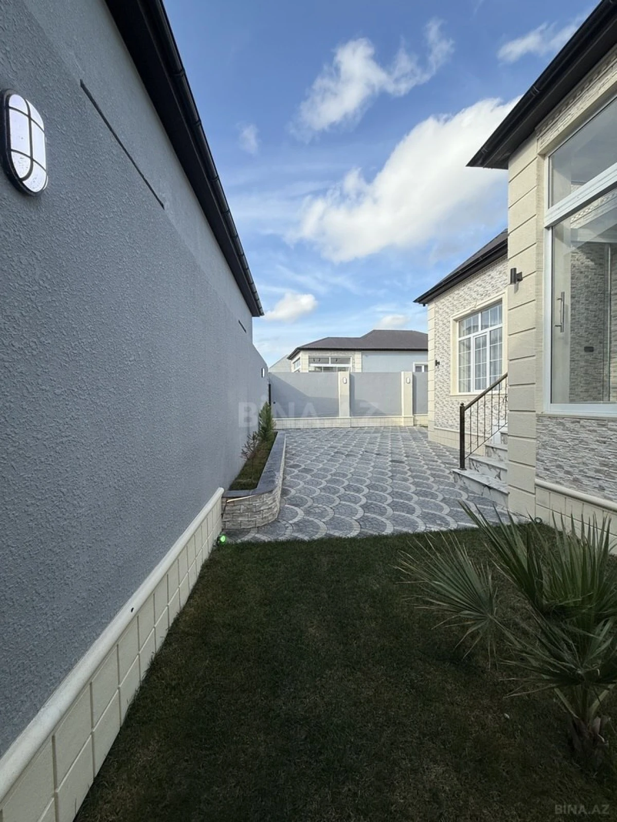 Satılır 4 otaqlı həyət evi 130 m²