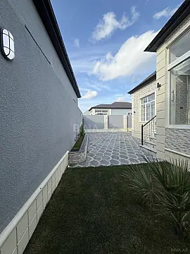 Satılır 4 otaqlı həyət evi 130 m²